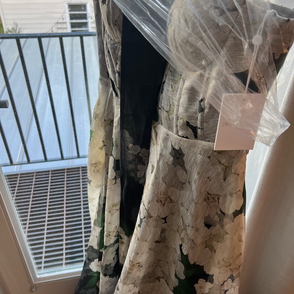 Zimmermann Floral Black and White Dress size 2 fits like large - Picture 6 of 6